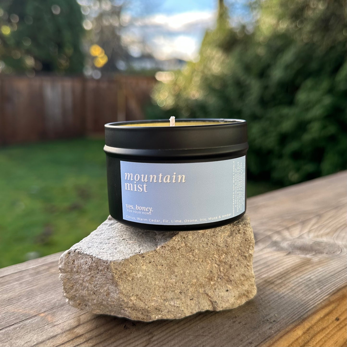 Mountain Mist Soy Candle \ Warm Cedar, Lime, Ozone, Iris & Musk